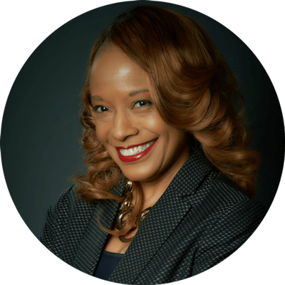 Headshot of Lynn Johnson Porter