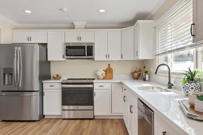 White kitchen
