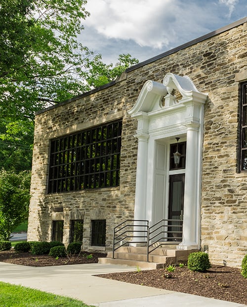 exterior entrance of the Spring Mill Pointe building